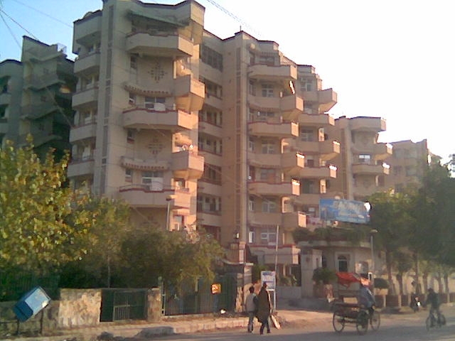 3 bhk flat for sale in Guru Ramdas apartment sector 22 Dwarka Delhi